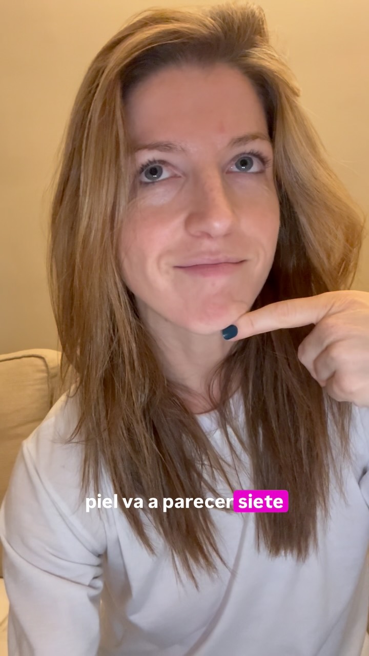 Deseo fuertemente que dejen de hacer anuncios que fustiguen a las mujeres por edad y aspecto y empiecen a hacer los que nos valoren por lo que somos y lo que hacemos.Reivindiquemos la edad que tenemos y cuidemos nuestra salud y aspecto desde el bienestar y el autocuidado de calidad, nutriendo mente y cuerpo interior y exteriormente para realzar nuestro YO, sea de la edad que sea.Porque tenemos un cuerpo maravilloso y una edad preciosa que nos regala vida y experiencia.V I V A M O S acorde con ello, y en equilibrio.